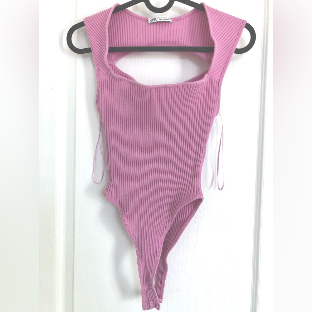 Zara Ribbed Bodysuit in Pink
